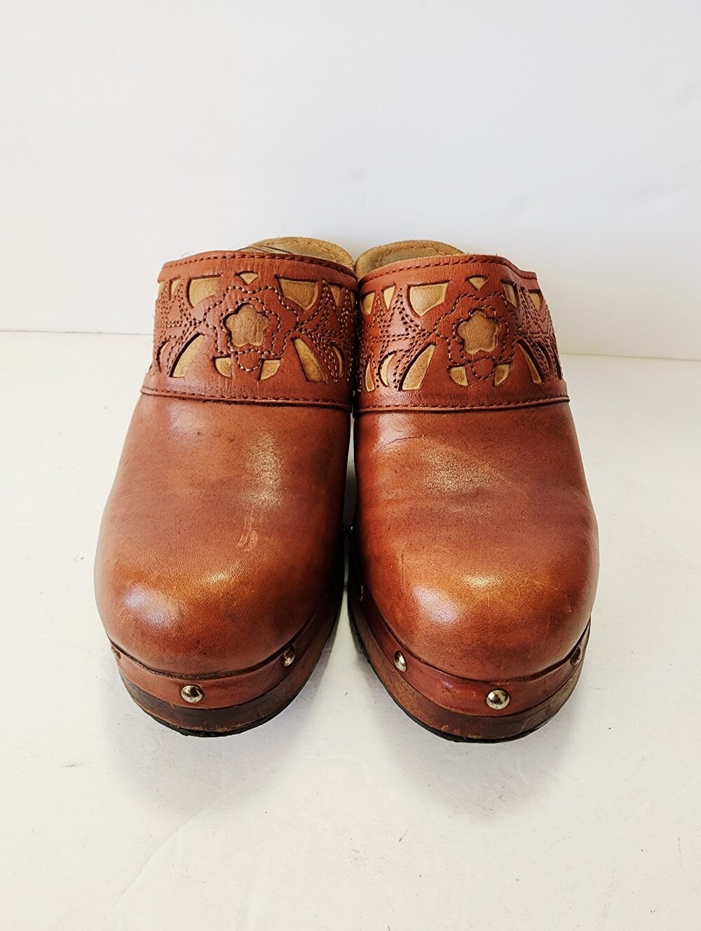 Candie's Y2K Brown Leather Studded Clog Mules Size 7 - Picture 3 of 9